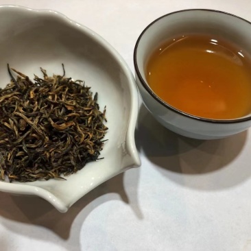 云雾红茶