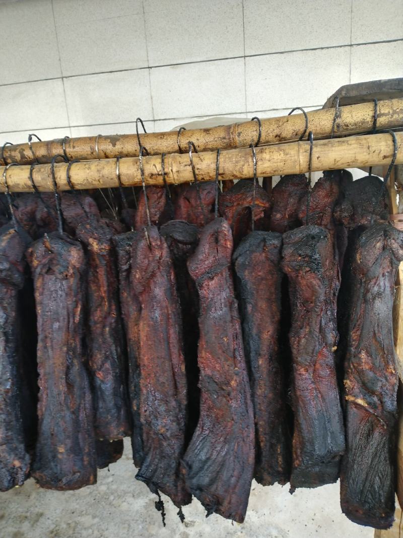 农家自制腊肉烟熏土猪腊肉餐饮食堂零售都可对接腊五花