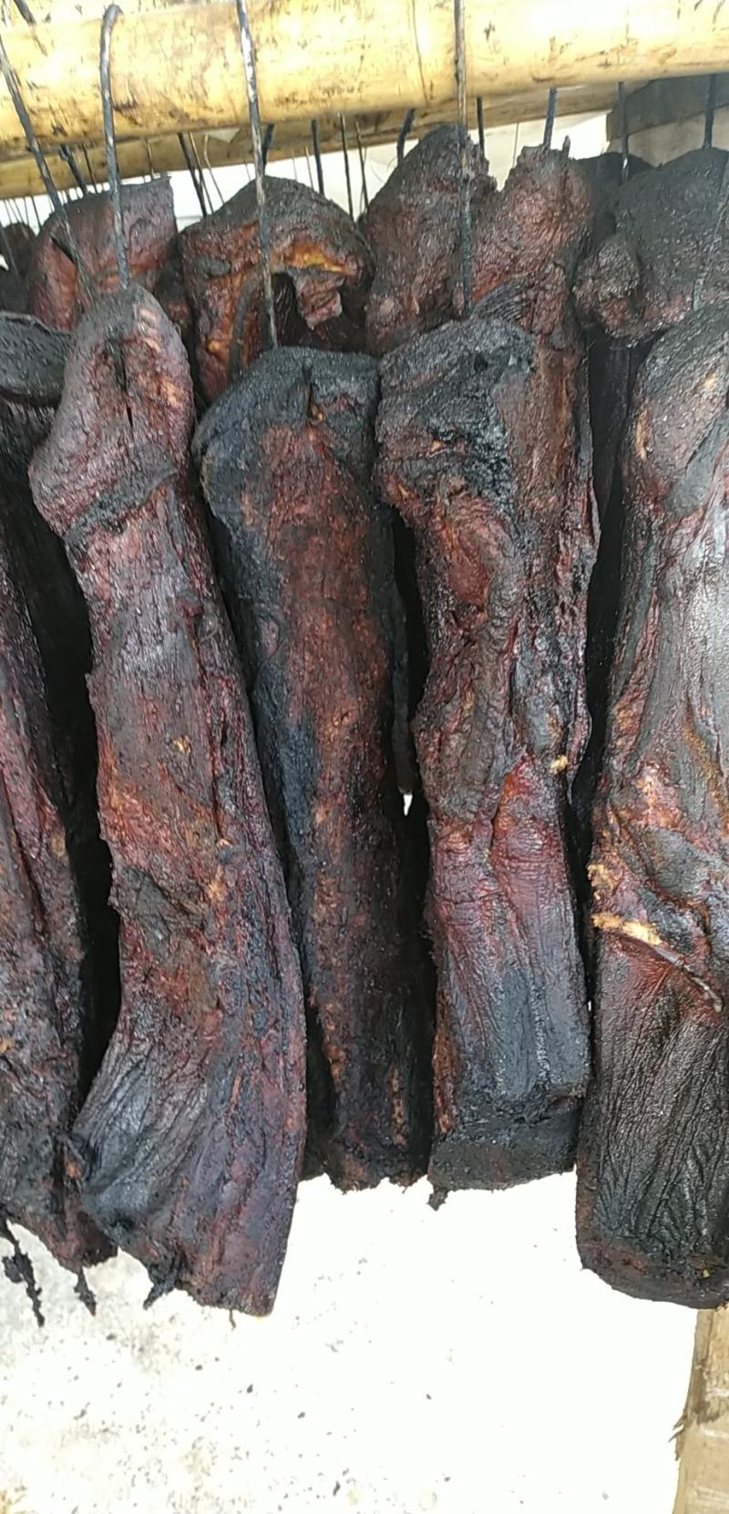 农家自制腊肉烟熏土猪腊肉餐饮食堂零售都可对接腊五花