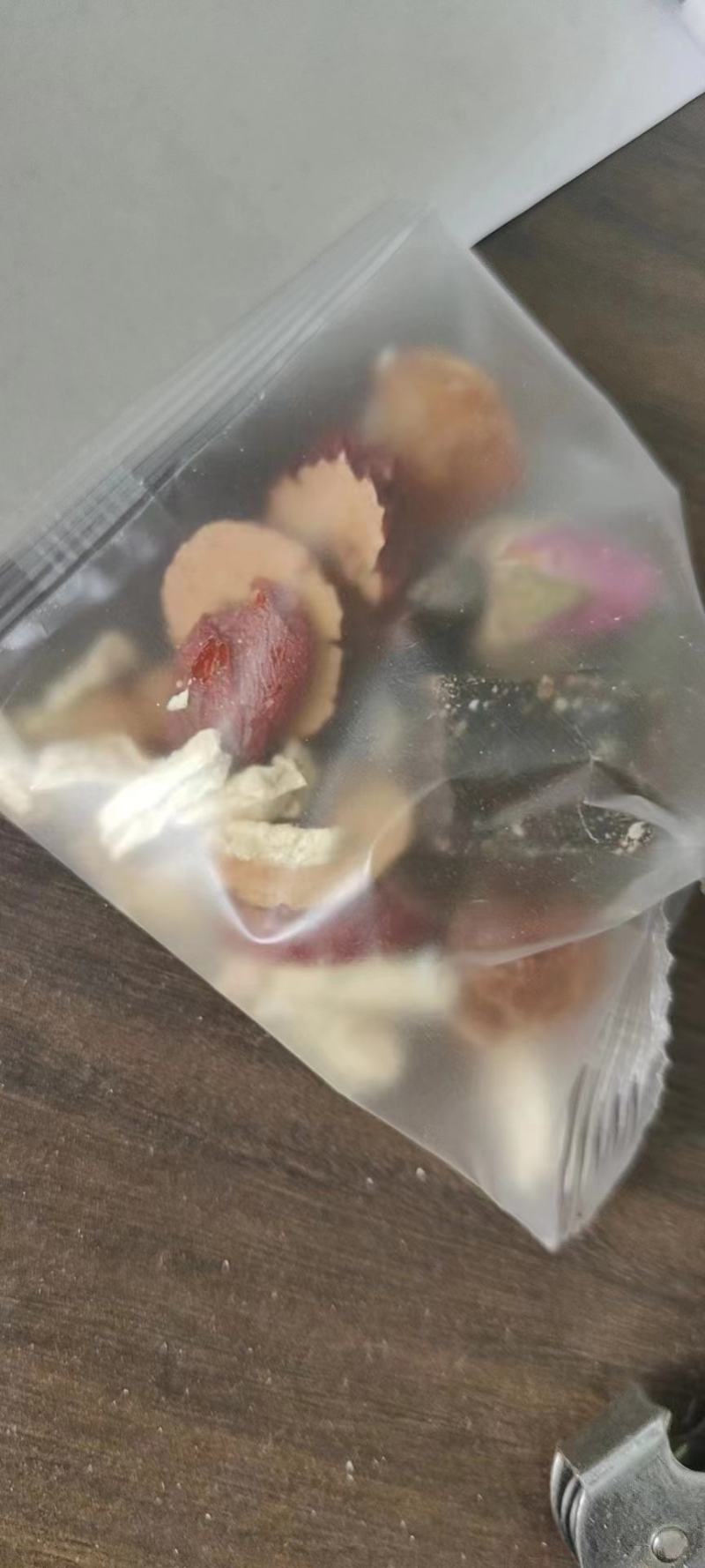 桂花红枣枸杞茶，规格:180克100盒/件，去年10月