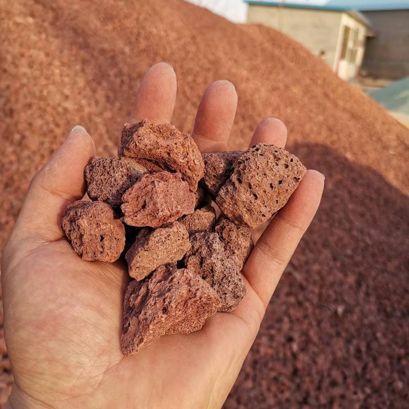 厂家直销火山石颗粒种植、拌土、造景、铺面等用火山石