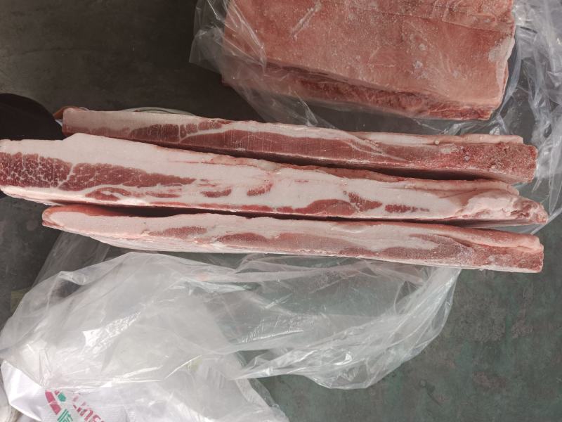 母猪去皮五花肉，切片，穿串专用
