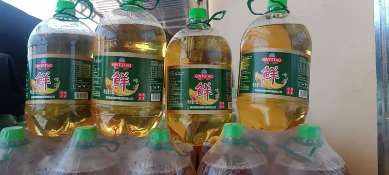 青岛青哈鲜啤酒有限公司！10度浑浊型精酿鲜啤酒
