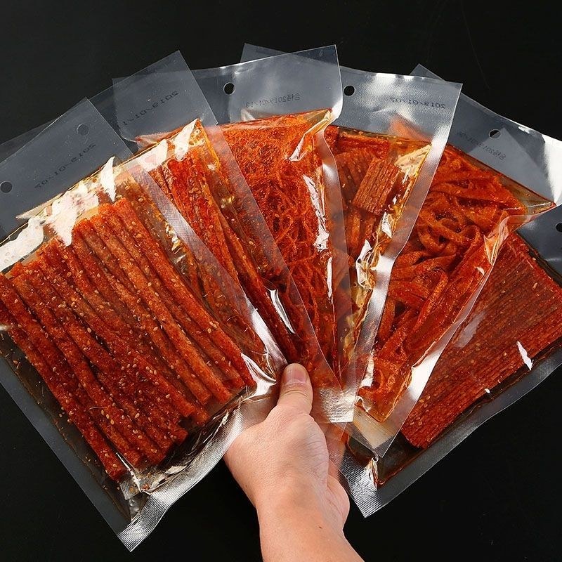 】网红辣条大礼包儿时怀旧麻辣零食素大刀肉一整箱