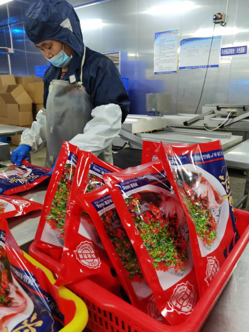剁椒鱼头预制菜湖南传统名菜，对接商超市场电商社区团购