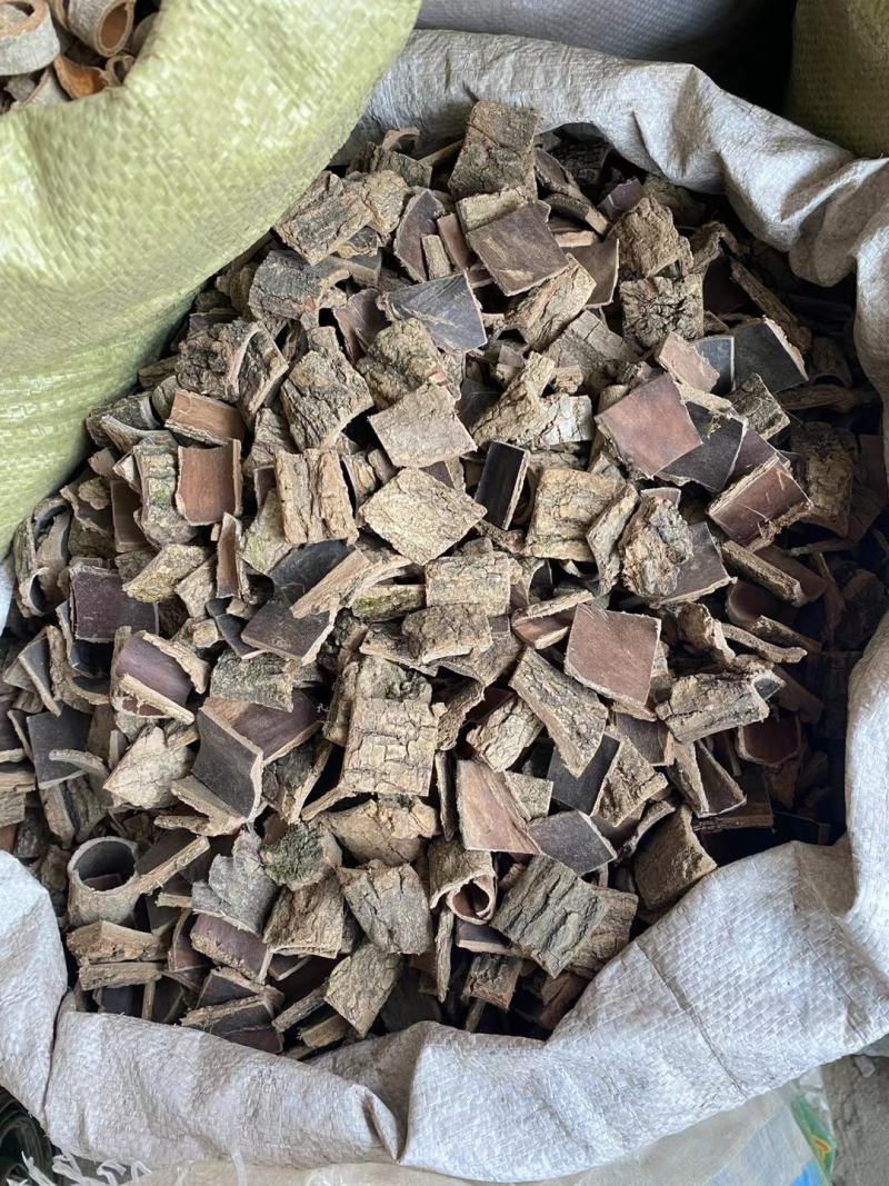 杜仲野生中药材厚皮特级杜仲皮泡茶巴戟牛大力肚仲肚种杜肿