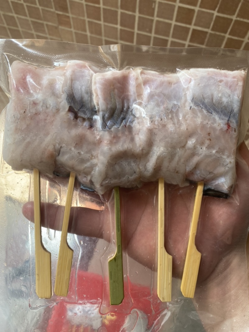 新鲜鳗鱼串烧烤商用鳗鱼肉，不带刺蒲烧日式烧鸟鳗鱼烤串