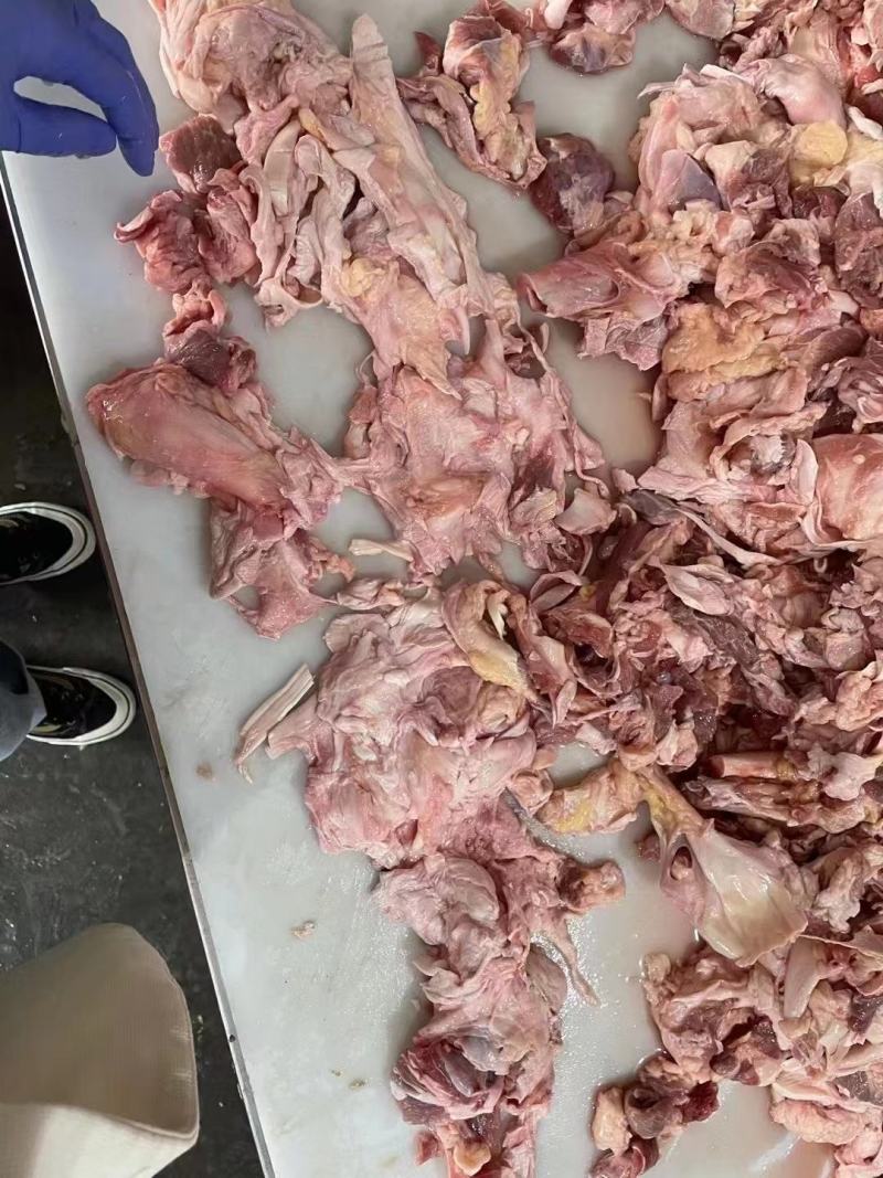 熟肉筋，纯干货，生熟食都有现货，可根据客户要求定做