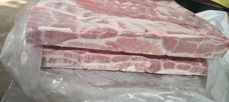 猪副产品纯干无冰新鲜去皮中方五花肉