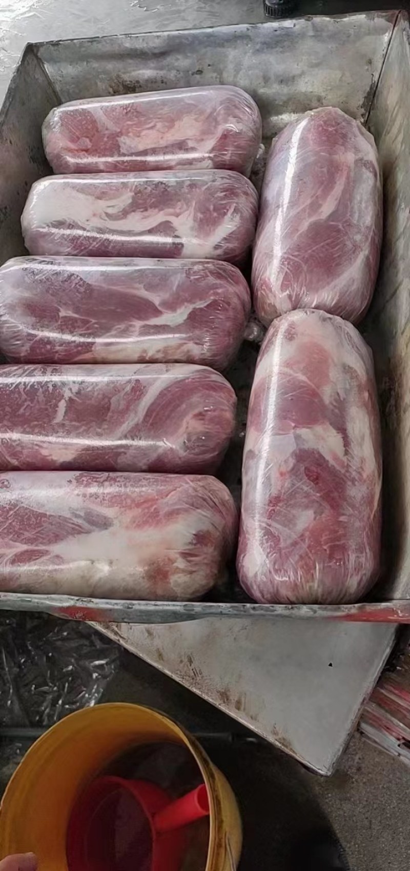 猪副产品纯干无冰新鲜一级梅花肉全国接单欢迎各位老