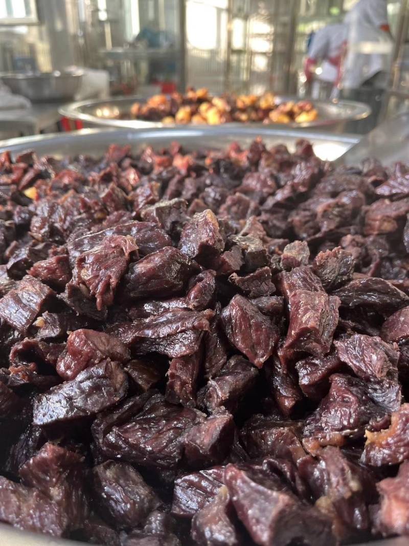 呼伦贝尔金阿爸肥瘦相间纯瘦牛肉干无添加孕妇可食加热食用