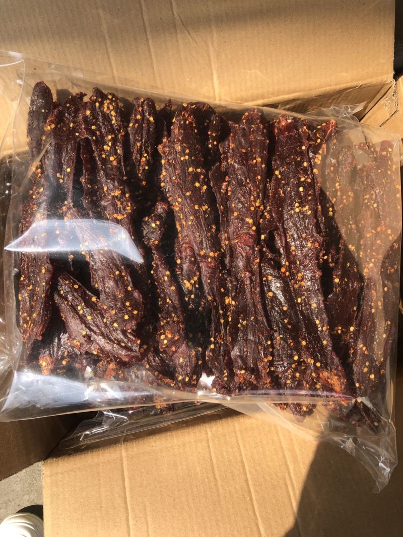 鸭风干风干肉四川干巴批发麻辣五香肉干零食