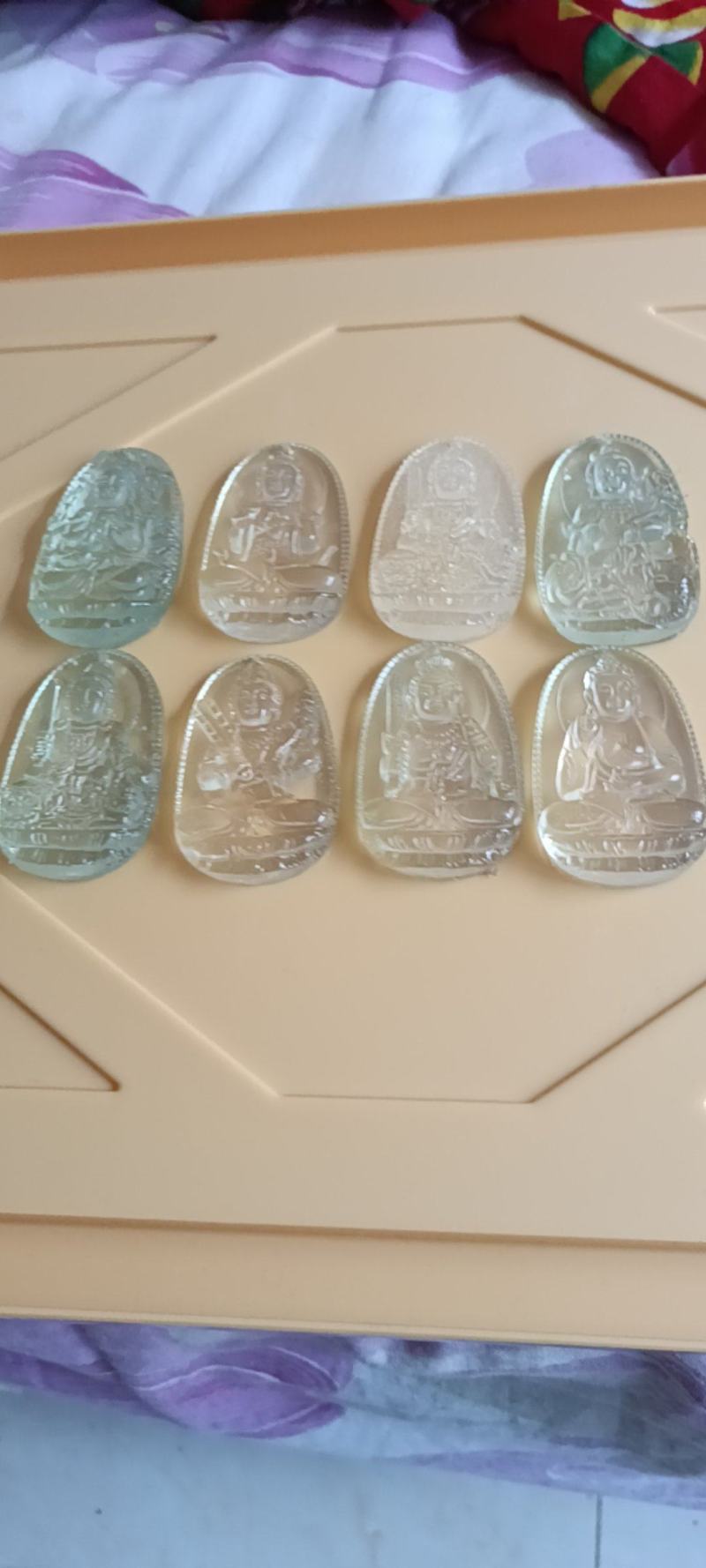 树脂仿玉胸坠佛教十二生宵八大守护