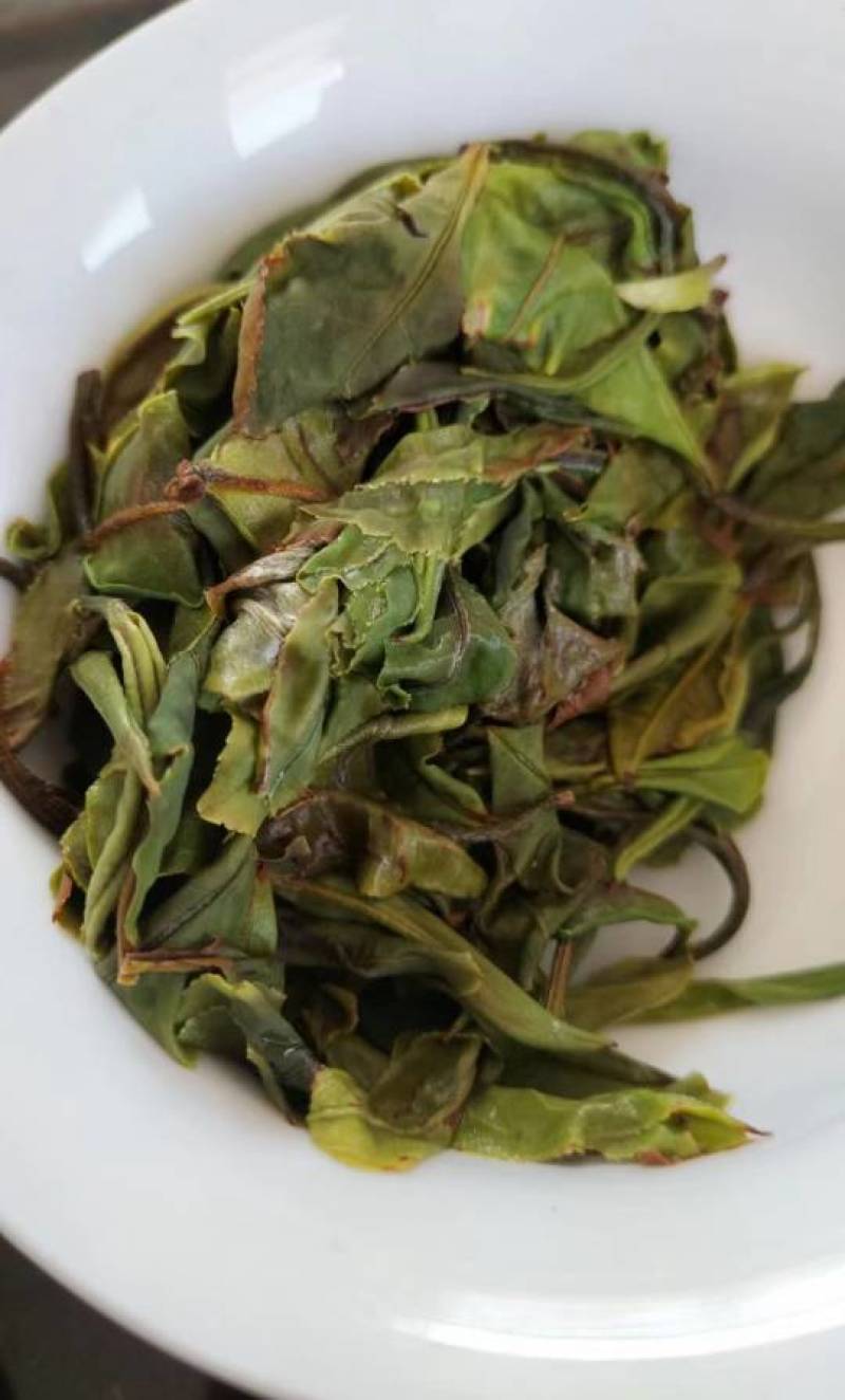 云南施甸富硒白茶纯原料