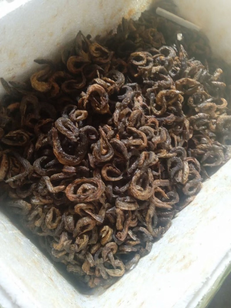 烟熏泥鳅干；味道独特；鲜味自然散发