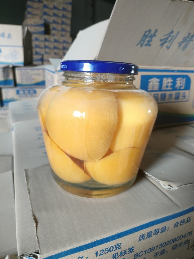 各种水果罐头厂家发货
