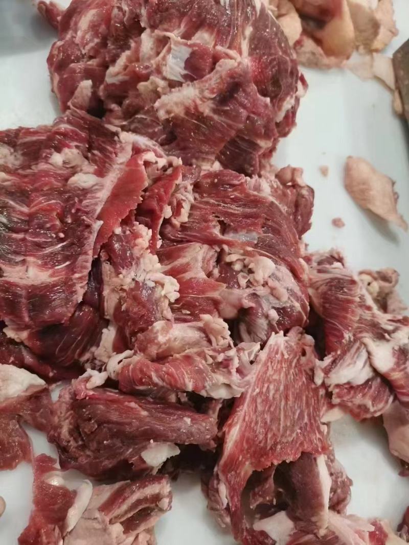碎肉，纯干牛肉食材，精修优质牛胸骨选下肉质，油少瘦肉多