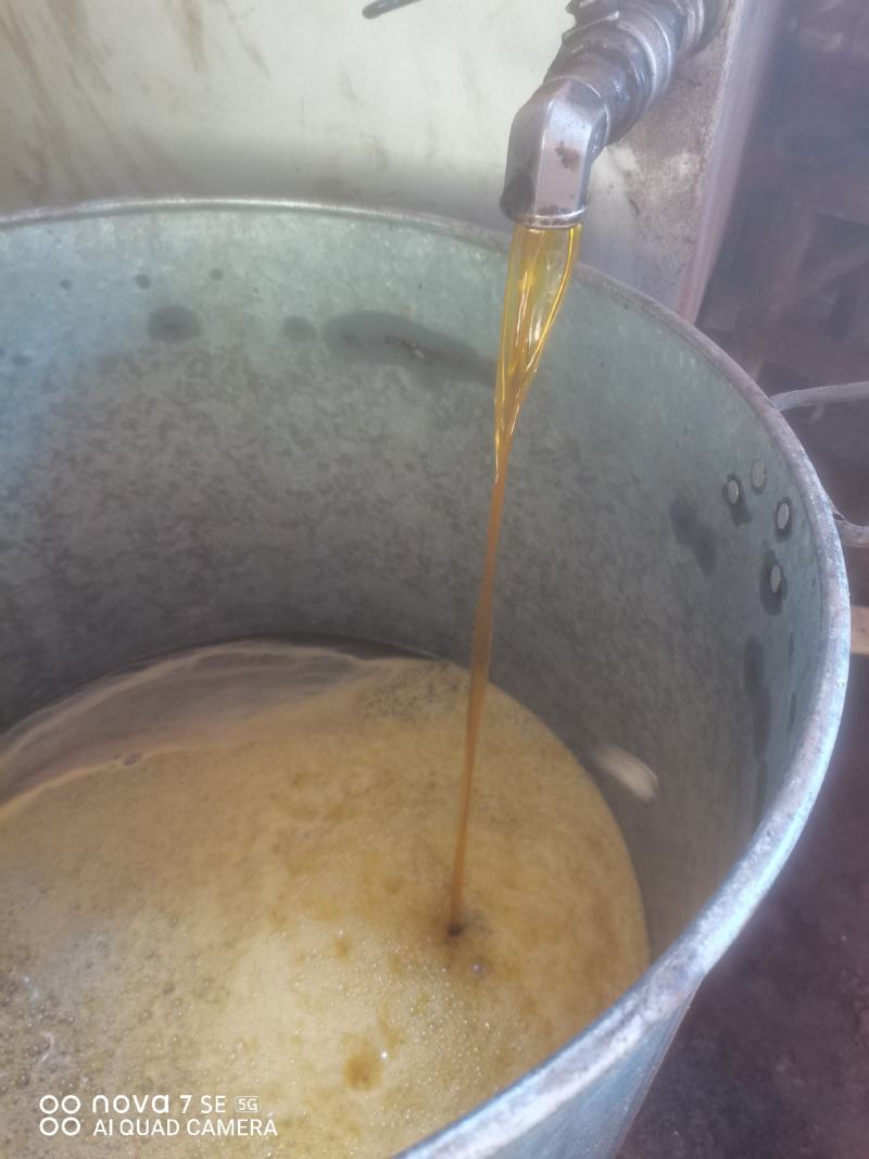 农家菜籽油，现榨现卖