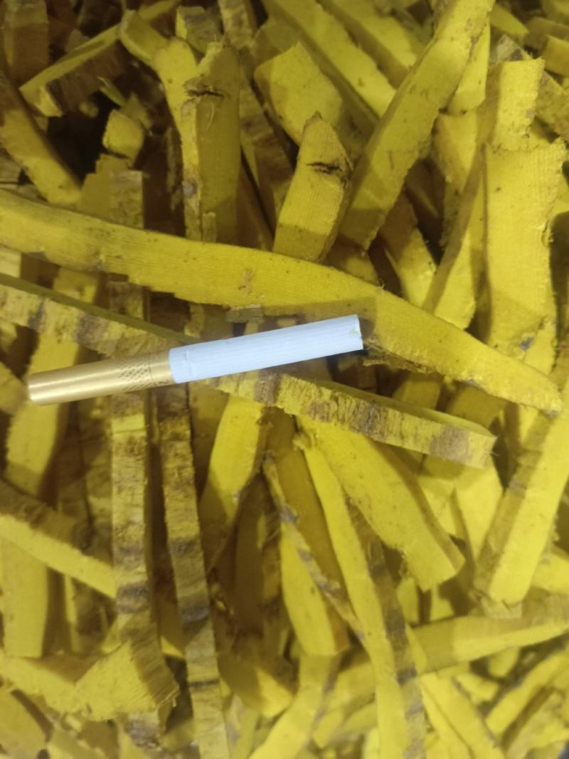 黄柏精品丝无青皮，双面黄个子，大量有货