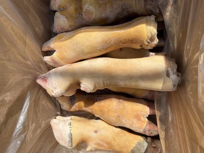 火烧毛牛蹄，可锯块，适合食堂，餐饮店，卤煮熟食店批发市场