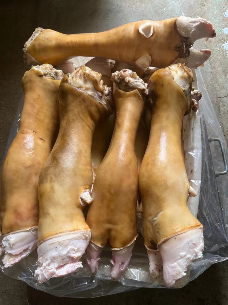 火烧毛牛蹄，可锯块，适合食堂，餐饮店，卤煮熟食店批发市场