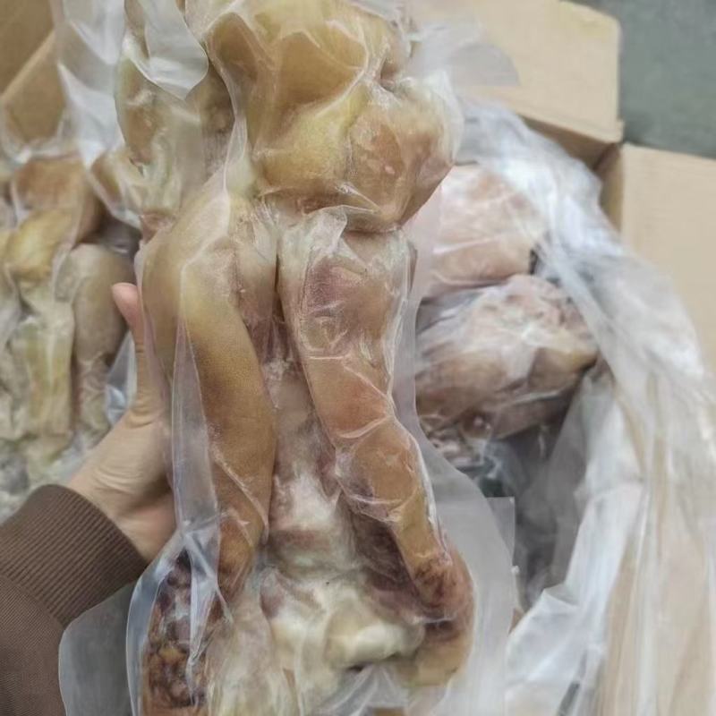 去骨牛蹄全熟去骨带筋牛蹄，真空包装一件50斤摆摊赶集