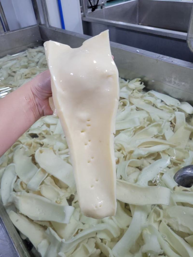 牛黄喉中段