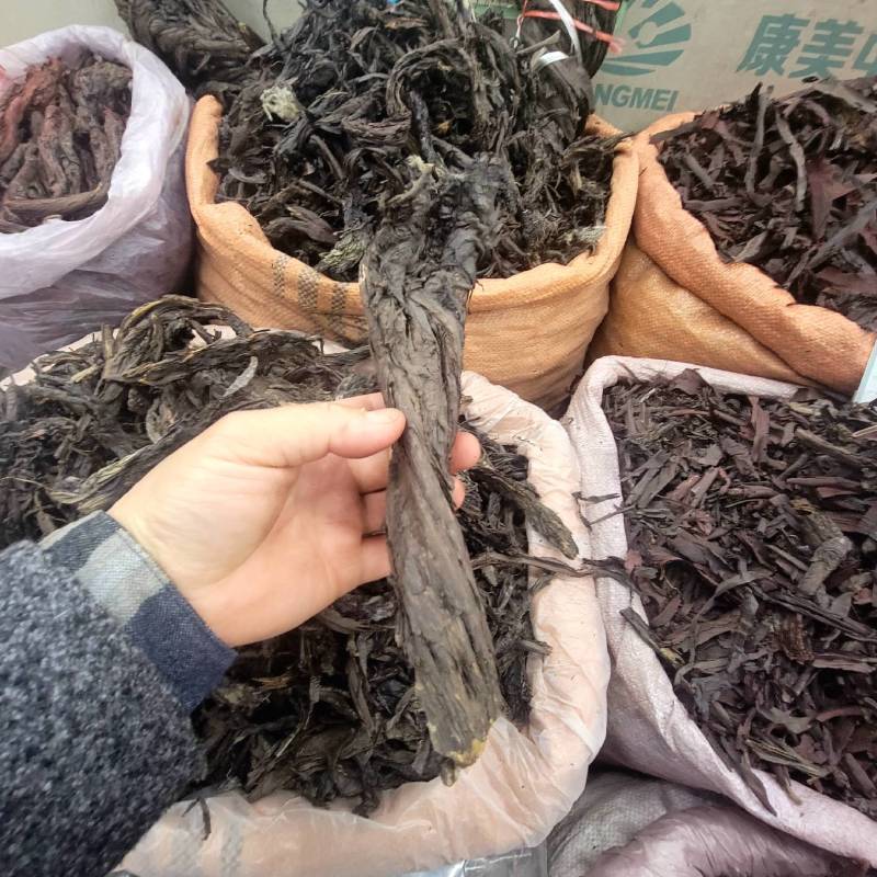 新疆紫草包质包检包量含，大量上市，规格齐全