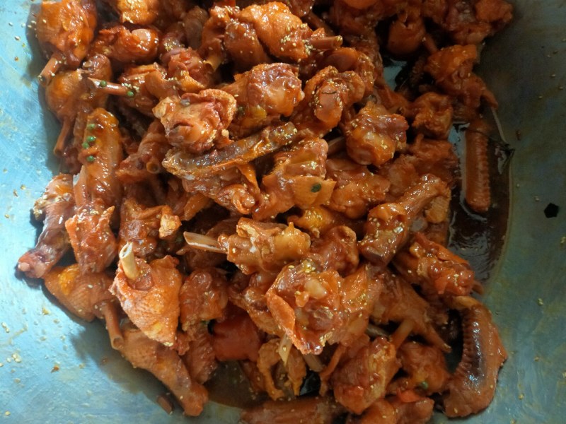 麻辣鸭腿，麻辣鸭翅根，一件起发，量大从优，欢迎您的光临！