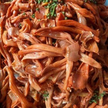 藤椒鸭板肠，鸭肠，麻辣鸭脖，鸭板肠，一件起发，量大从优。