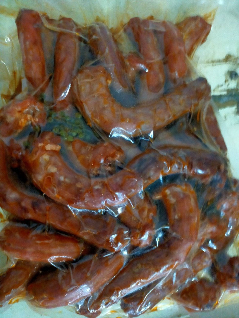 藤椒鸭板肠，鸭肠，麻辣鸭脖，鸭板肠，一件起发，量大从优。