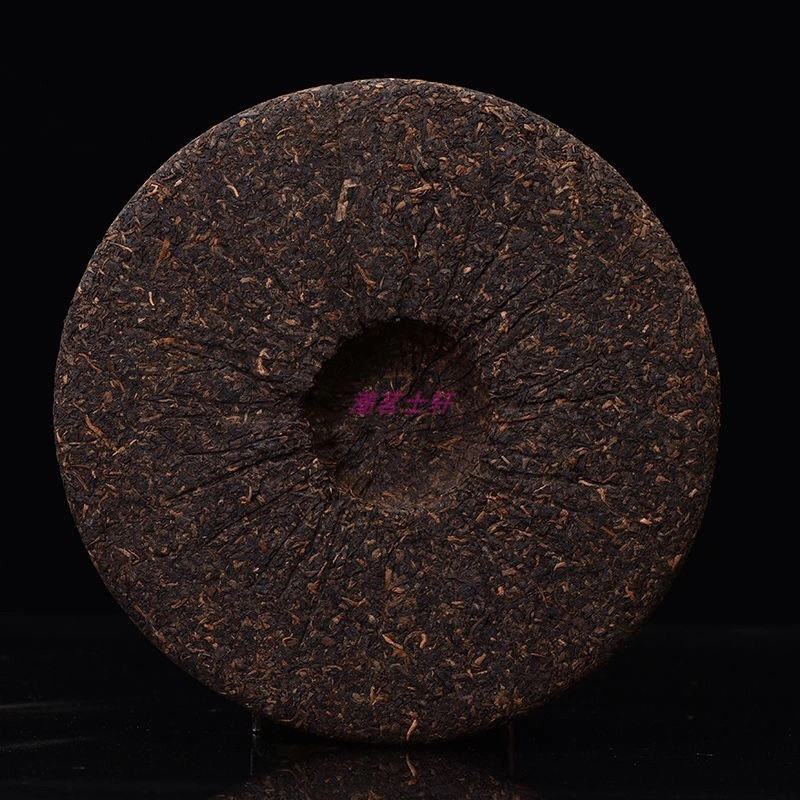 2010年云南普洱茶熟茶饼高品质珍藏布朗纯料勐海金芽七子