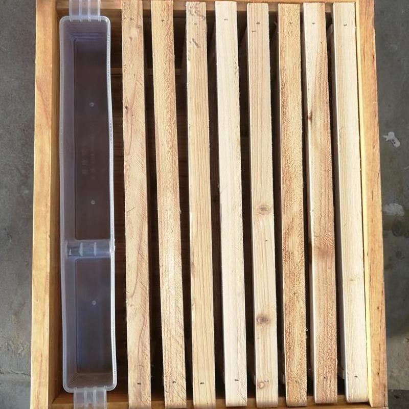 1.5kg饲喂器1.5公斤加厚型喂水器喂蜜蜂槽喂糖器养蜂