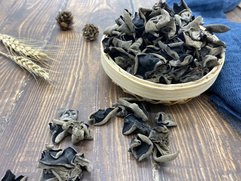 黑木耳营养成分分析图
