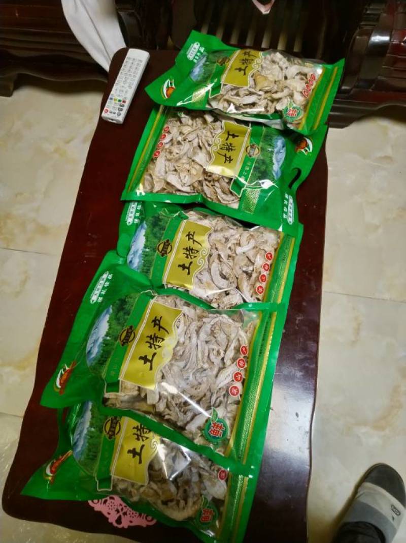 刚上市的笋尖干