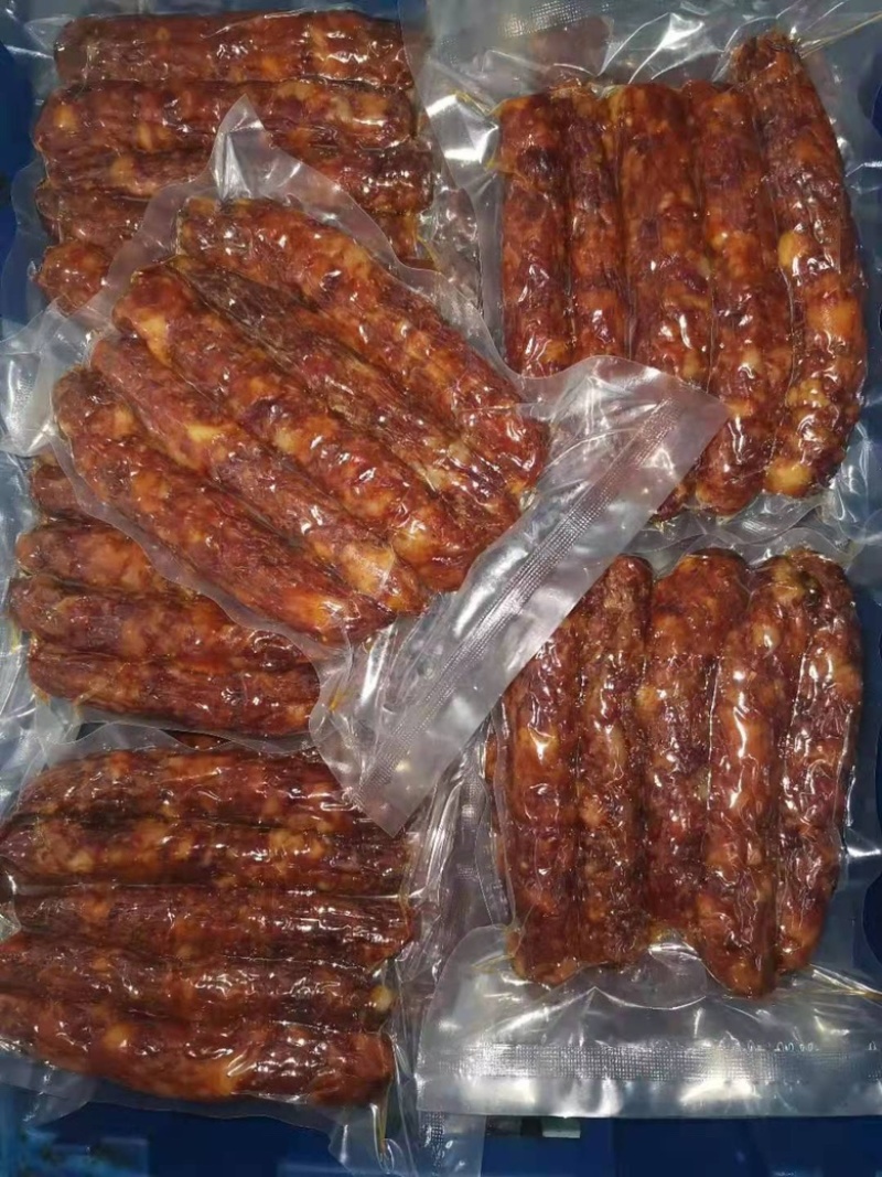云阳特产麻辣腊肠广味腊肠烟熏腊肠精选好肉腊肠串