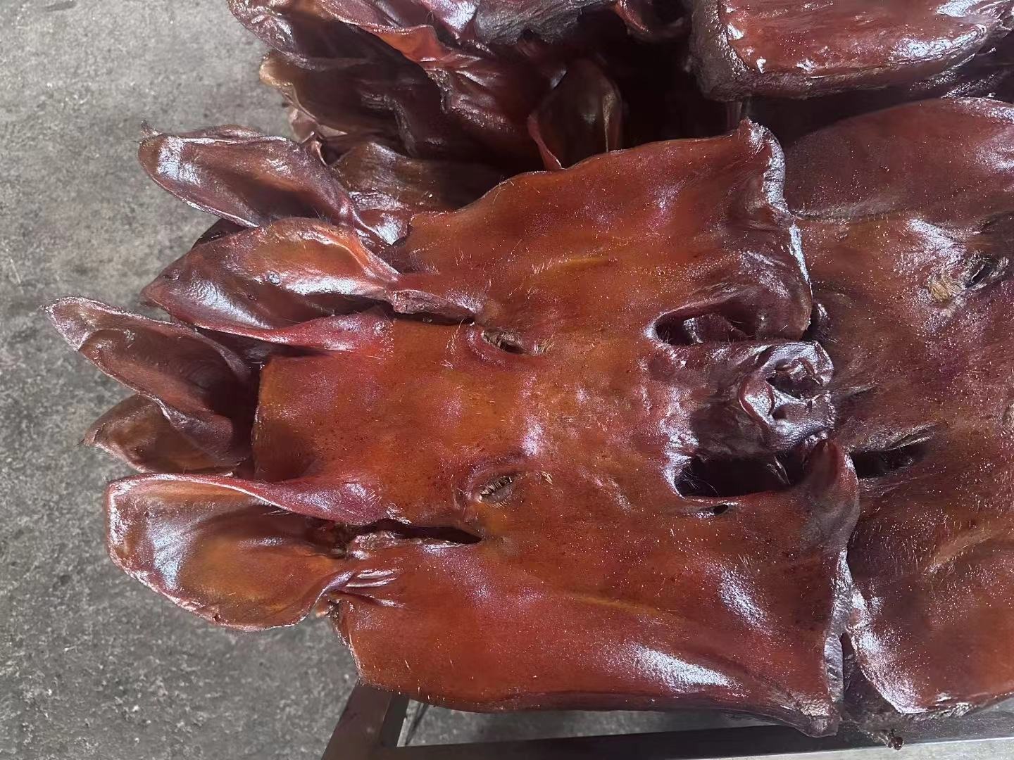 腊肉炖茄子成品图