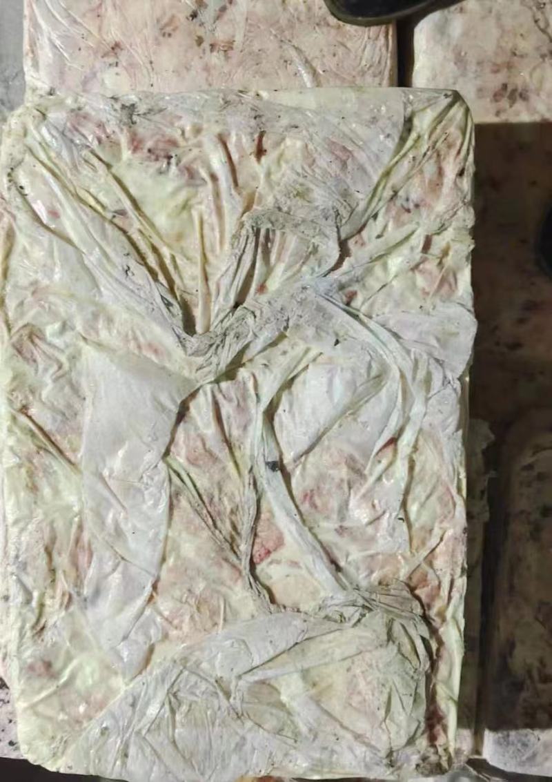 鸭脖厂家批发所以价格低，可对接加工厂等要货量大免费视频看货