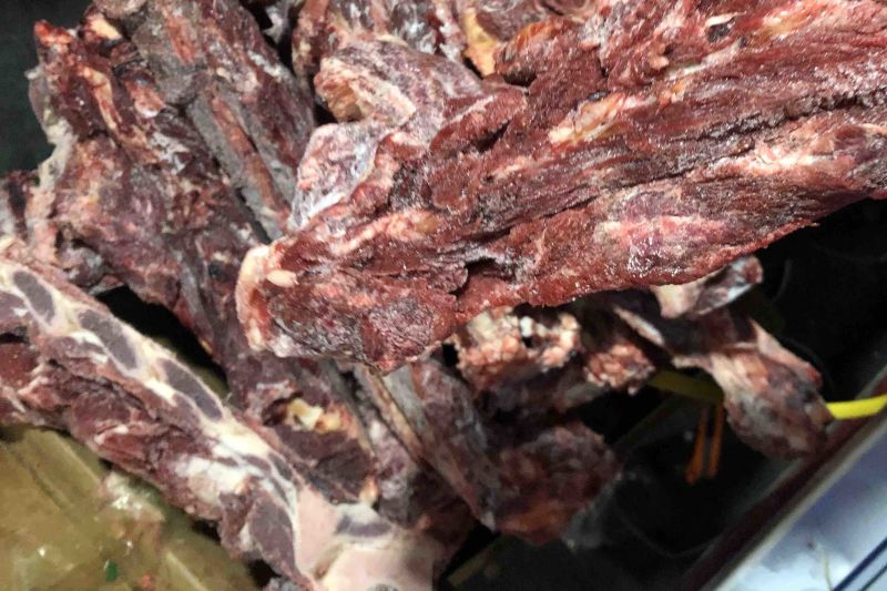 多肉牛脖骨