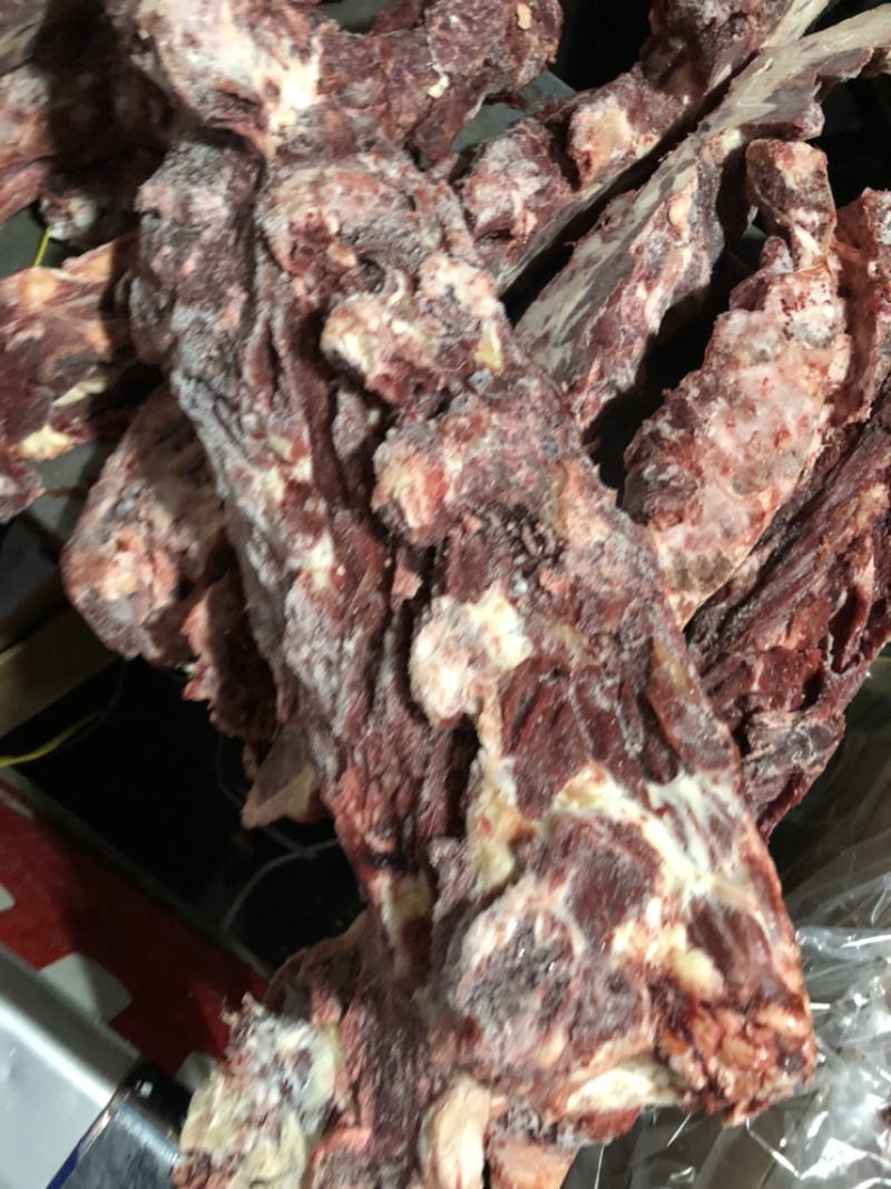多肉牛脖骨