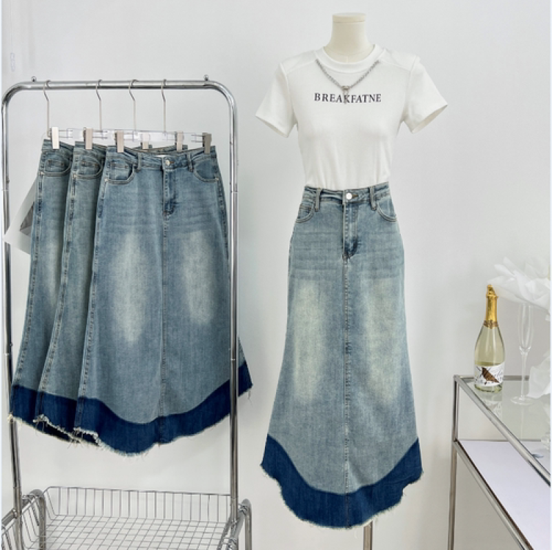 2023夏女复古牛仔半身裙厂家直发一手货源批发品质保证