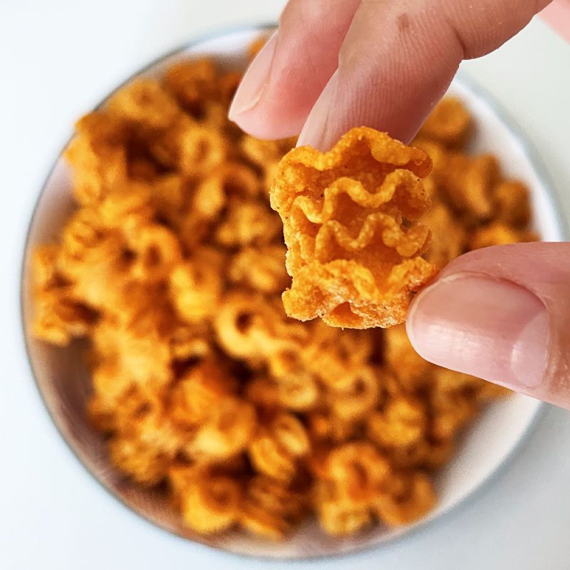 比萨卷美味酥脆零食小吃，厂家直销量大优惠，欢迎来电选购