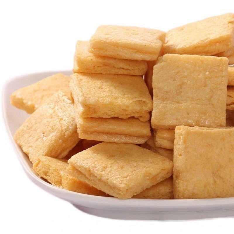 麦烧牛排味香葱味麻辣味休闲零食小吃，厂家直销量大优惠