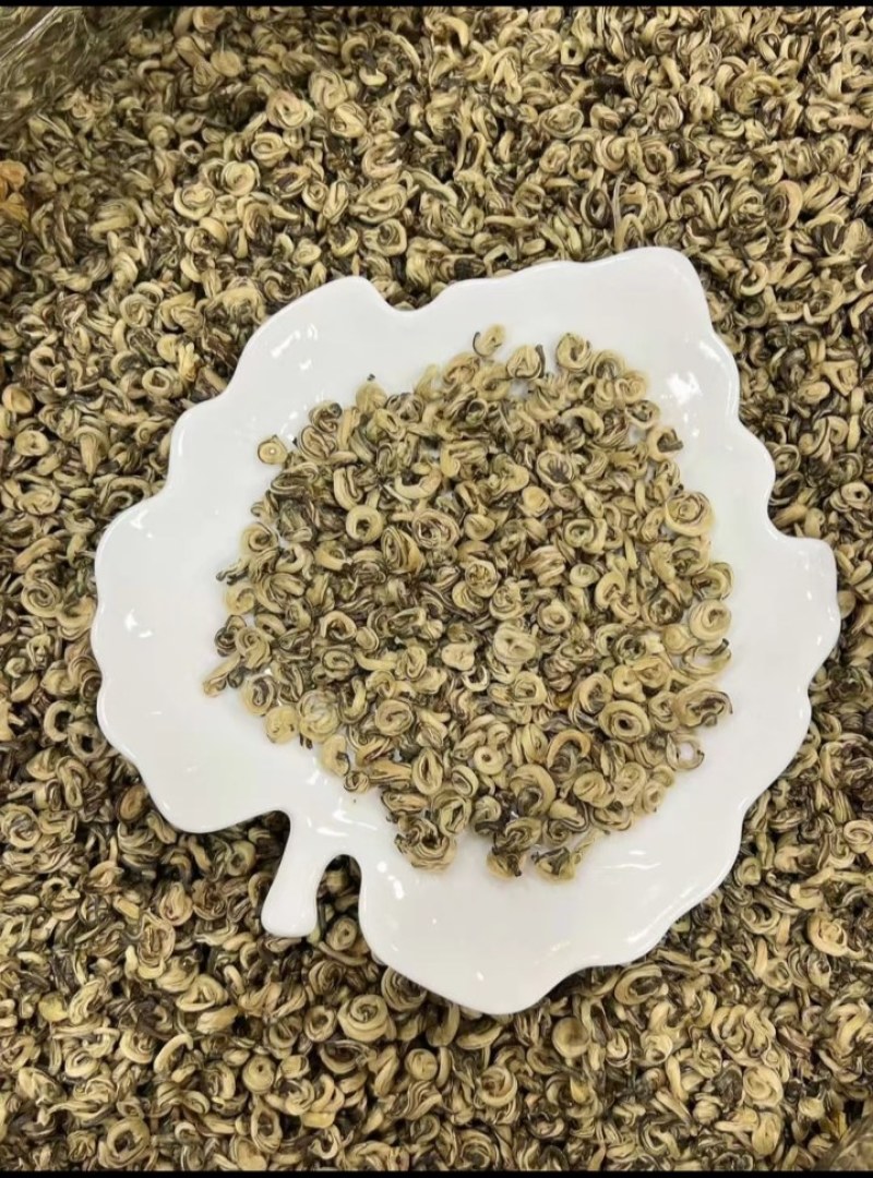 喝茶是热爱，卖茶是生活。万物皆可爱。茶叶一直卖～