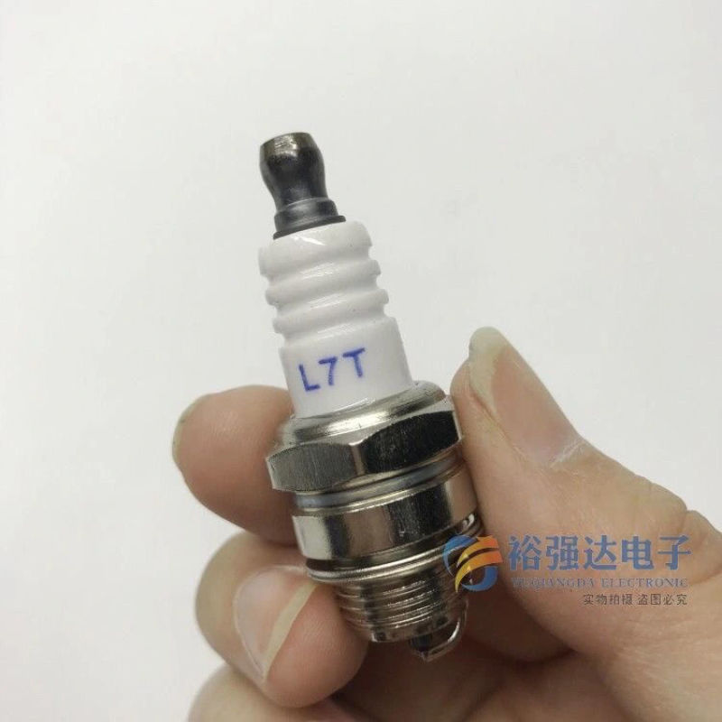 油锯一级火花塞L7T割草机二冲程汽油机通用火花塞点火器打