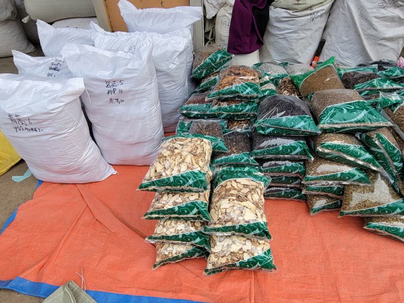 钩藤双钩全钩钩藤湖北产地货源山东七彩百草