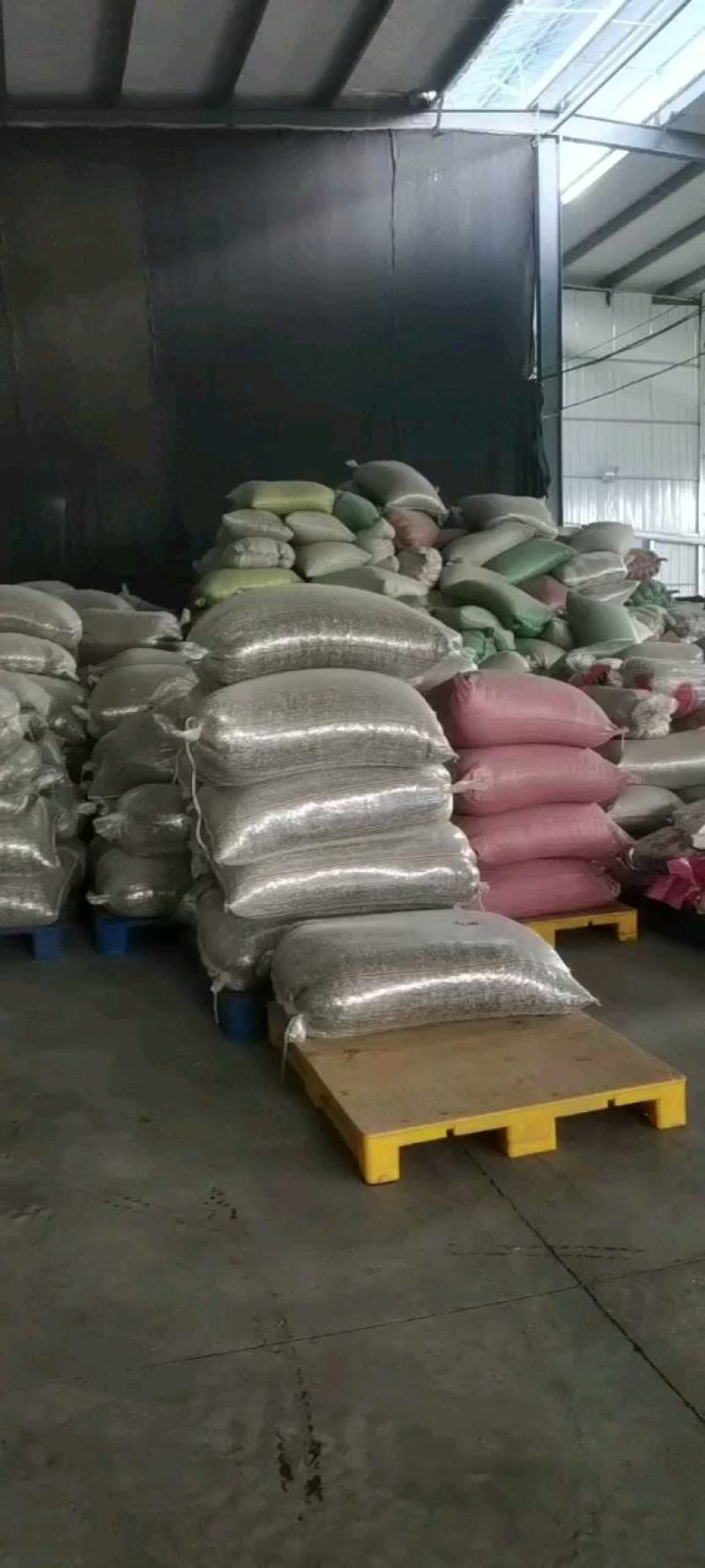 2023焦糖核桃红枣葵花籽话梅味西瓜子手抓包厂家便宜