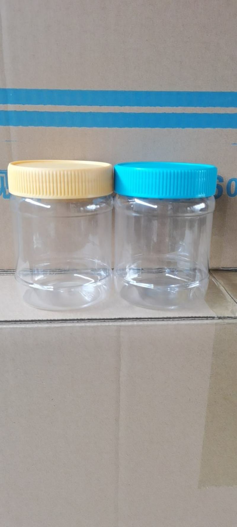 各种包装瓶酱桶辣椒罐
