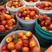 湖北油桃-突围桃品种多，产地货源充足，大量供应。随行就市