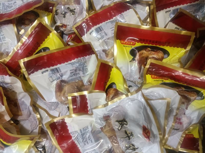 【腊肉】去翅膀风干鸡